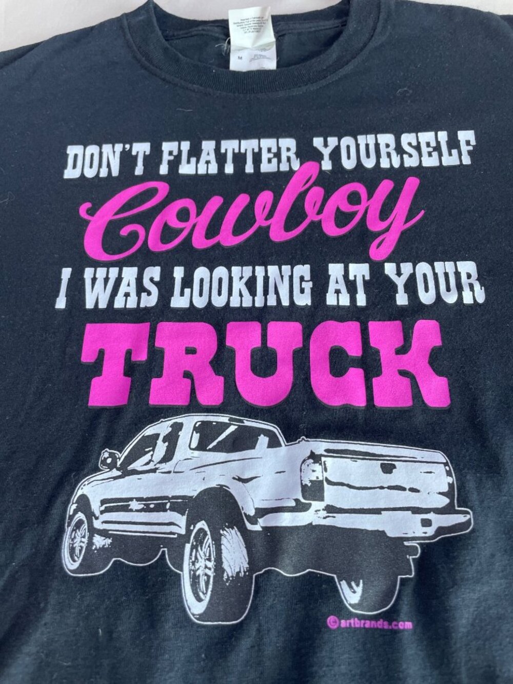 T shirt Black Medium Don't Flatter Yourself Cowboy I was Looking at Your Truck - Picture 2 of 6